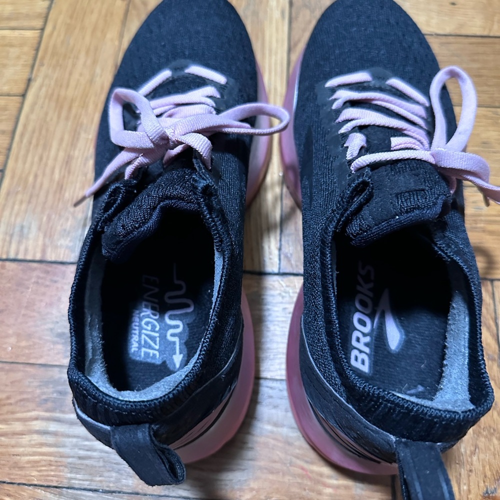 Brooks Black and Pink Sneakers - Picture 8 of 9